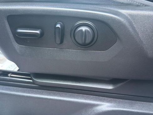 Used 2021 Chevrolet Silverado 1500 RST image 23