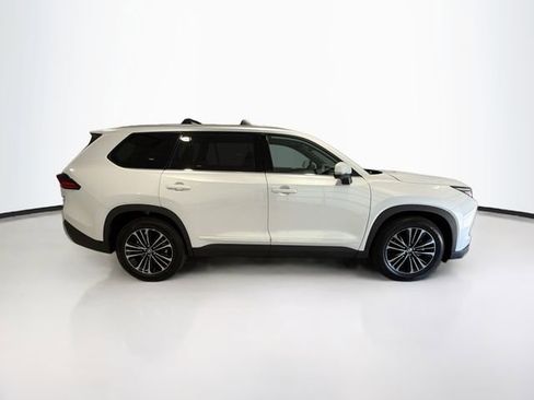 Certified 2025 Toyota Grand Highlander AWD Hybrid image 7