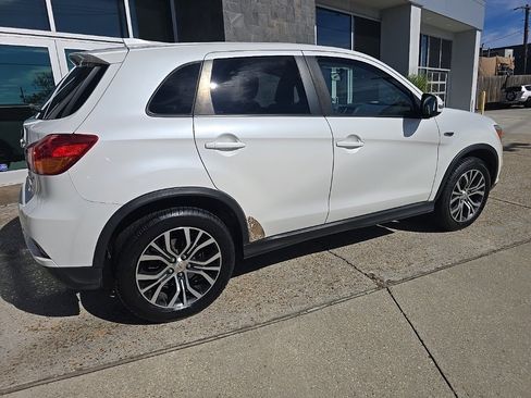 Used 2018 Mitsubishi Outlander Sport ES image 11