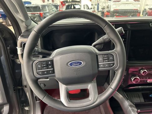 Used 2026 Ford F250 Lariat w/ Black Appearance Package AWD/4WD image 15