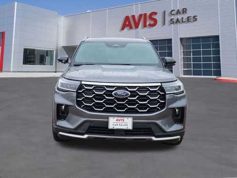 Used 2025 Ford Explorer Platinum w/ LUX Leather Package AWD/4WD image 10