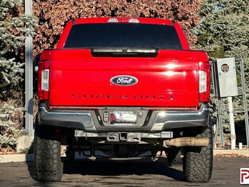 Used 2018 Ford F350 XLT w/ Camper Package image 5