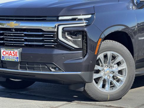 New 2026 Chevrolet Suburban Premier w/ Sun And Tow Package image 3
