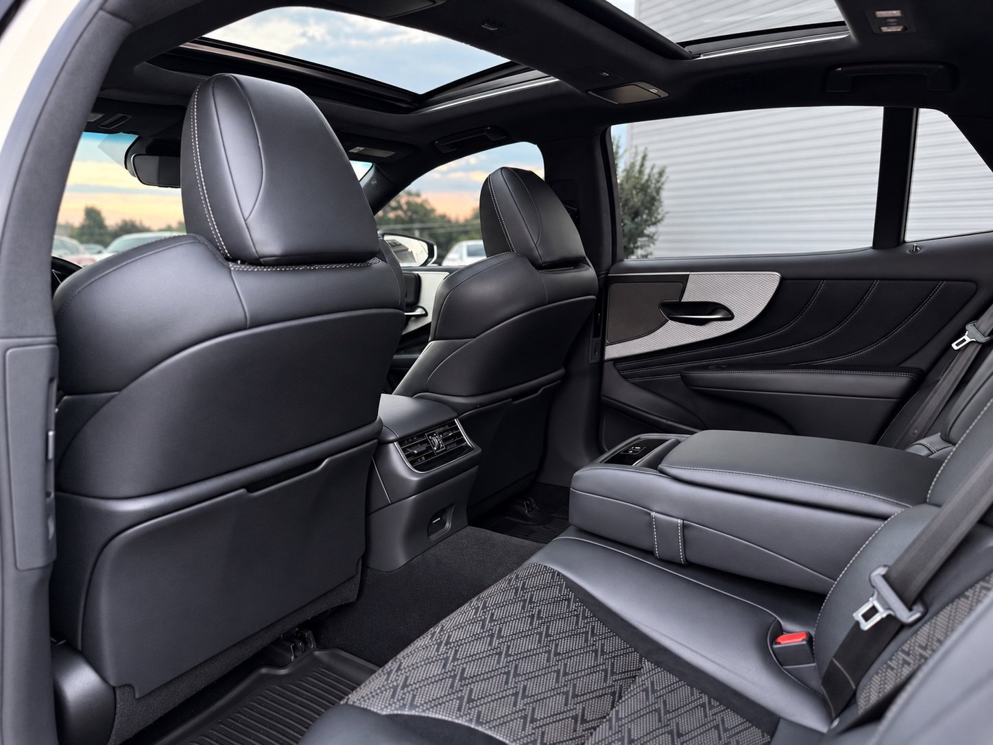 Used 2020 Lexus LS 500 F Sport AWD/4WD image 25
