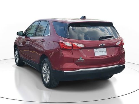 Used 2019 Chevrolet Equinox LT w/ Driver Convenience Package image 3