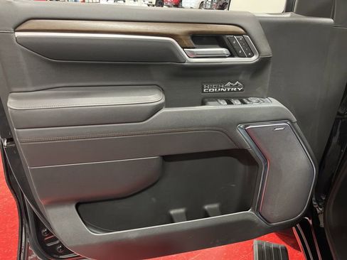 Certified 2025 Chevrolet Silverado 1500 High Country w/ Midnight Edition image 16