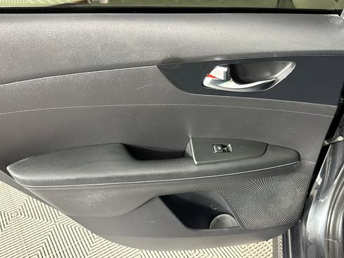 Used 2022 Kia Forte GT-Line FWD image 25