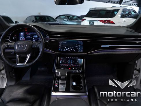 Used 2020 Audi Q8 Prestige image 33