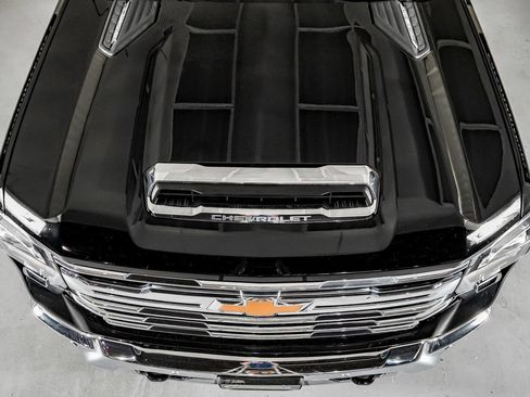 Used 2024 Chevrolet Silverado 3500 LTZ w/ LTZ Plus Package AWD/4WD image 39