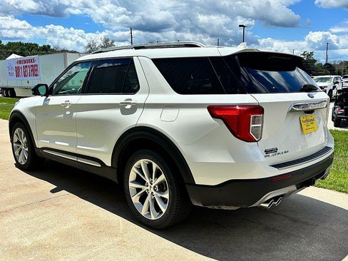 Used 2021 Ford Explorer Platinum w/ Equipment Group 601A AWD/4WD image 5
