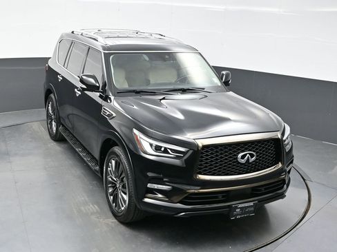 Used 2021 INFINITI QX80 Premium Select w/ All-Season Package AWD/4WD image 35