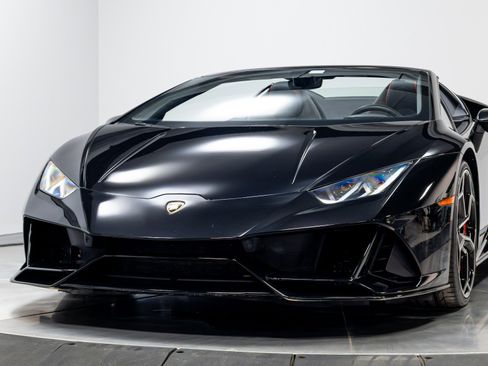 Used 2020 Lamborghini Huracan EVO AWD/4WD image 78