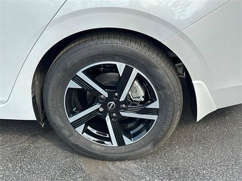 New 2025 Nissan Sentra SV w/ All-Weather Package image 7