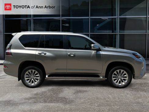 Used 2021 Lexus GX 460 Premium w/ Premium Package AWD/4WD image 5