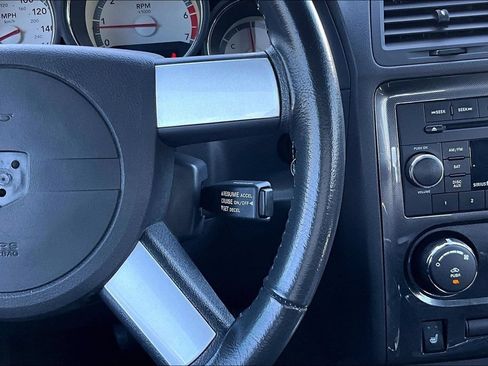 Used 2010 Dodge Challenger R/T RWD image 19