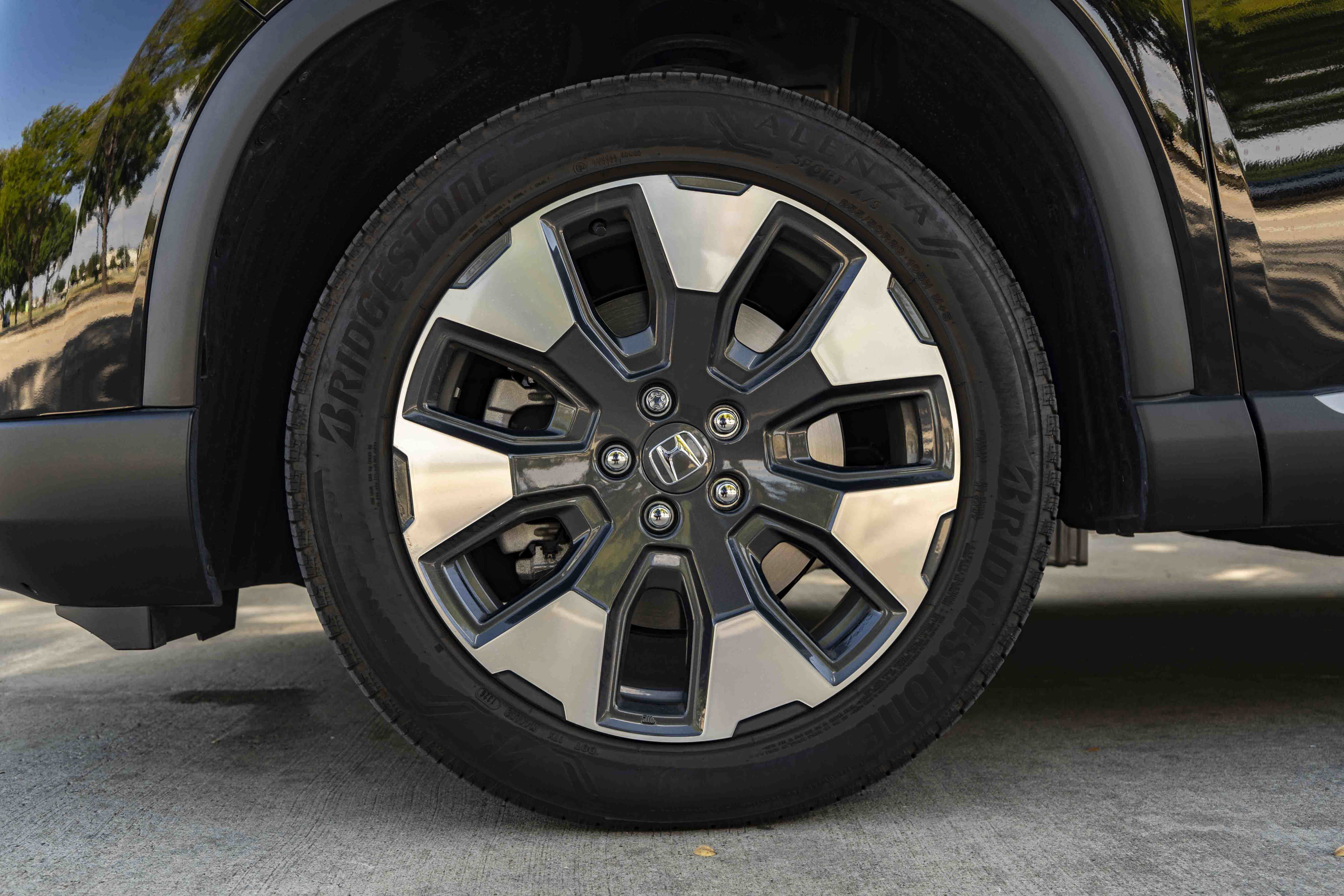 Used 2026 Honda Pilot Elite image 14