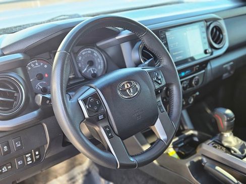 Used 2023 Toyota Tacoma TRD Pro AWD/4WD image 15