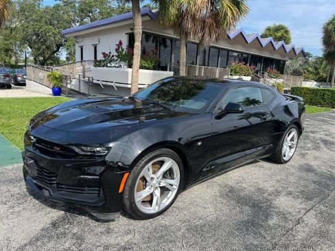 Used 2023 Chevrolet Camaro SS RWD image 2