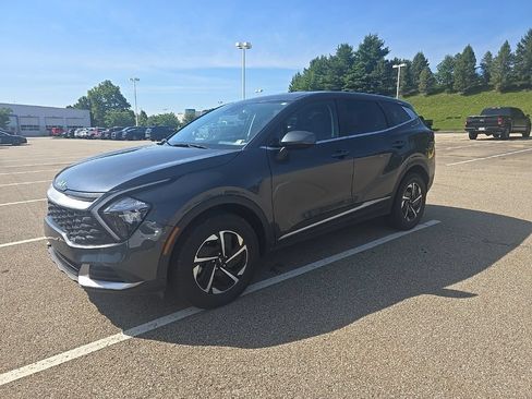 Certified 2023 Kia Sportage LX AWD/4WD image 2