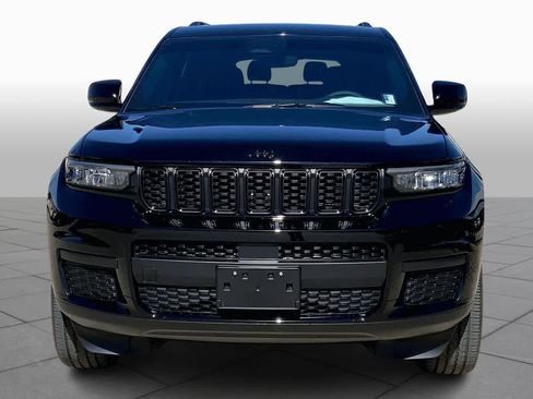 Used 2023 Jeep Grand Cherokee L Altitude image 4