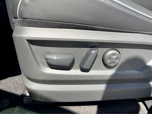 New 2025 INFINITI QX80 Luxe image 25