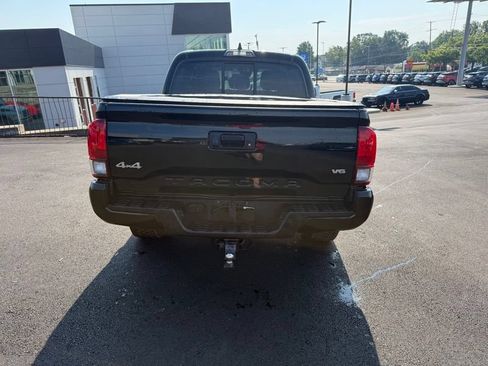 Used 2023 Toyota Tacoma SR AWD/4WD image 7