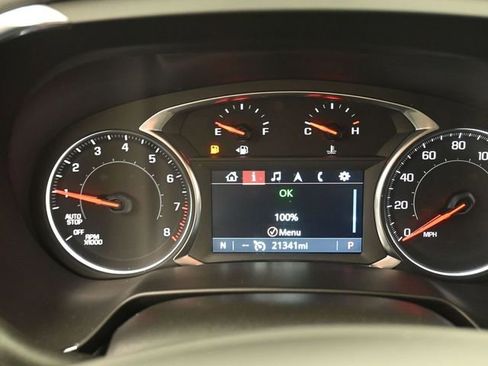 Used 2024 Chevrolet Blazer LT w/ Sound & Technology Package image 9