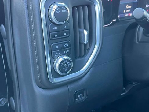Used 2022 GMC Sierra 1500 SLT w/ SLT Premium Package image 28