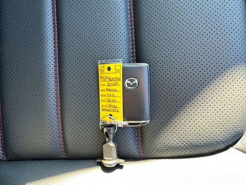 New 2025 MAZDA CX-5 Carbon Edition image 31