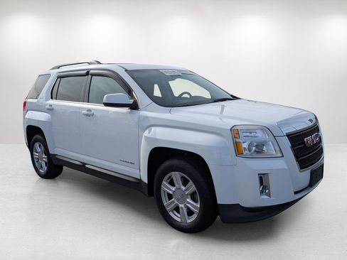 Used 2015 GMC Terrain SLE w/ Convenience Package image 3