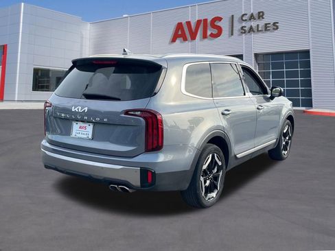 Used 2025 Kia Telluride S FWD image 6
