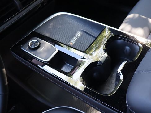 New 2025 Buick Enclave Preferred image 16