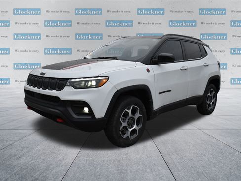 Used 2022 Jeep Compass Trailhawk w/ Trailhawk Elite Group image 11