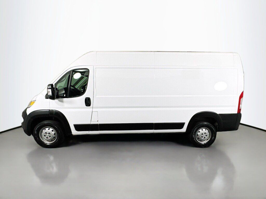 Used 2023 RAM ProMaster 2500 FWD image 2
