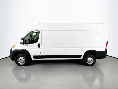Used 2023 RAM ProMaster 2500 image 2