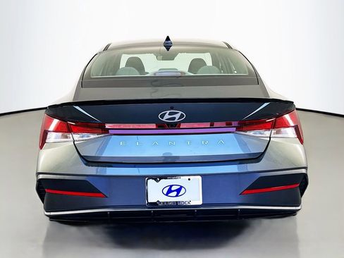 New 2026 Hyundai Elantra Sport image 6