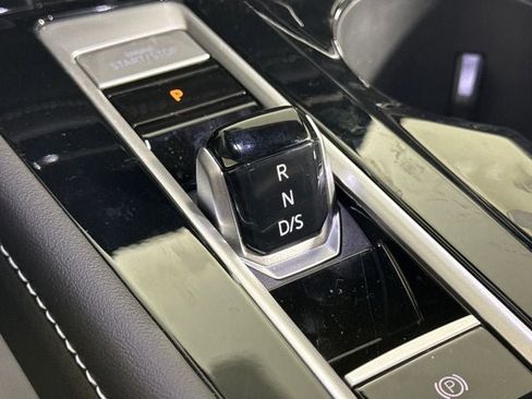 New 2026 Volkswagen Atlas Cross Sport SE image 31