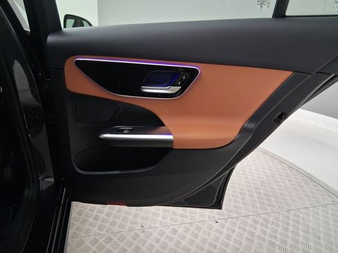 Used 2023 Mercedes-Benz C 300 Sedan image 31