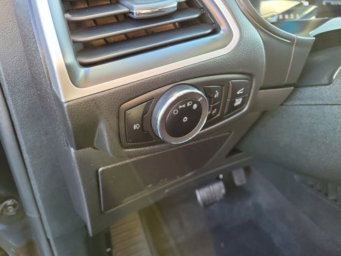 Used 2024 Ford Edge SEL w/ Convenience Package image 22