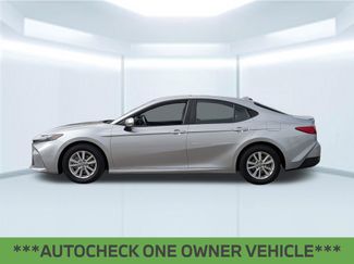 Used 2025 Toyota Camry LE video 2