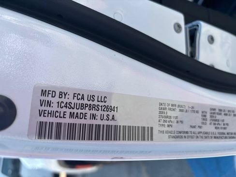 Used 2024 Jeep Wagoneer Series II w/ Flexible Seating Group RWD image 72