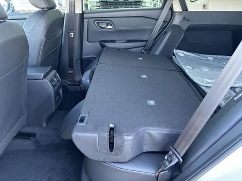 New 2026 Nissan Rogue SV AWD/4WD image 26