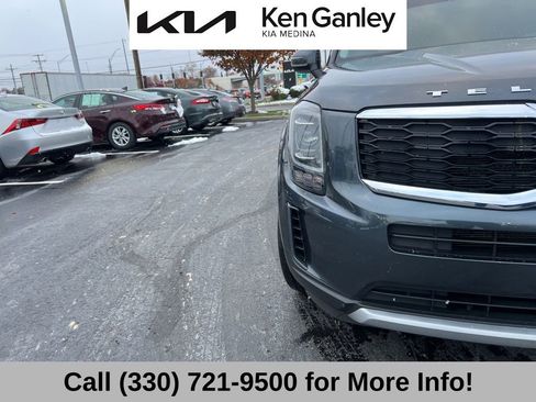 Used 2022 Kia Telluride LX image 17