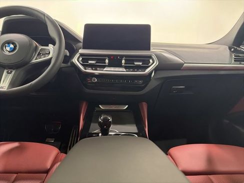 Used 2025 BMW X4 xDrive30i w/ Premium Package AWD/4WD image 35