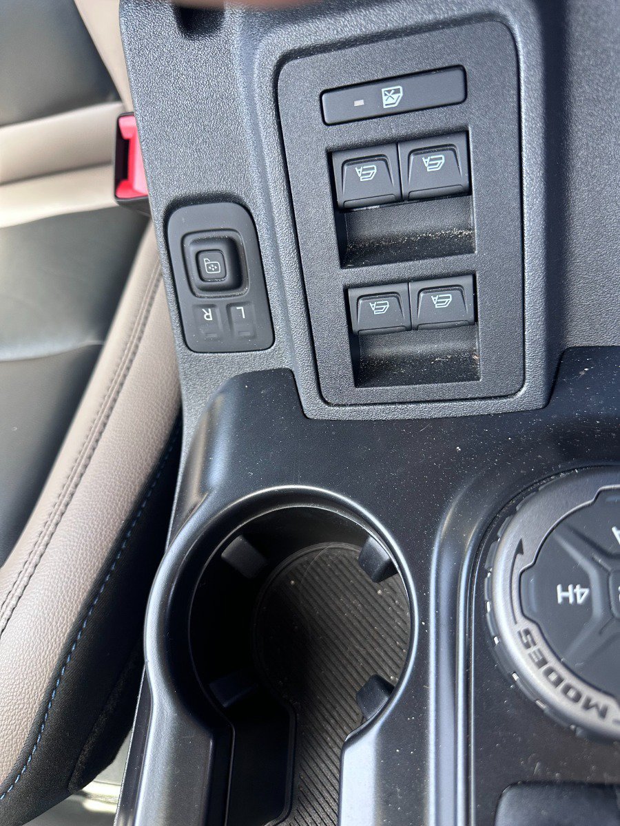 Used 2024 Ford Bronco Wildtrak AWD/4WD image 9