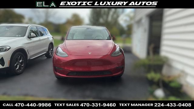 Used 2024 Tesla Model Y Long Range AWD/4WD image 1