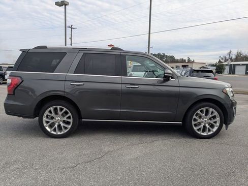 Used 2019 Ford Expedition Limited w/ Equipment Group 302A image 3