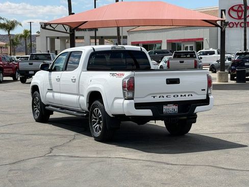 Used 2023 Toyota Tacoma TRD Sport w/ Black Out Package (TMS) AWD/4WD image 8