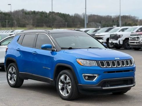 Used 2021 Jeep Compass Limited image 33
