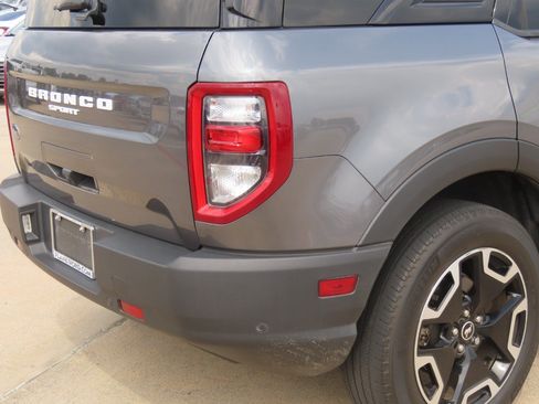 Used 2024 Ford Bronco Sport Outer Banks AWD/4WD image 12